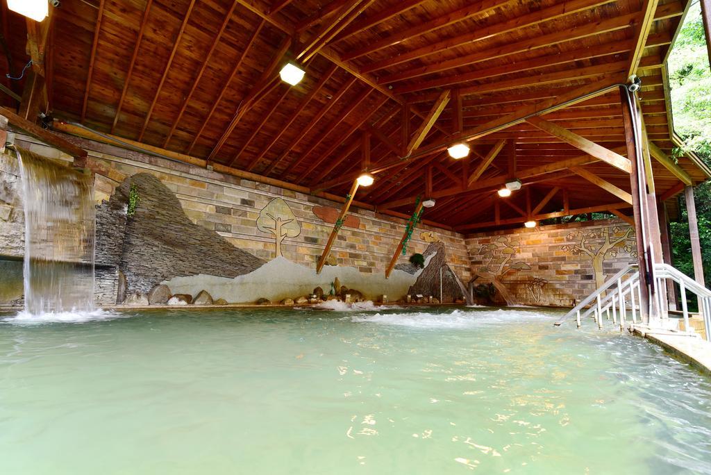 Jenq Yang Hotspring Hotel Ren'ai Eksteriør billede